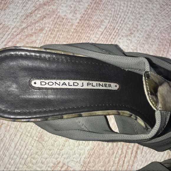 Donald Pliner Hizzy S1 Mesh Sandal - Picture 5 of 7